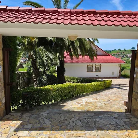 Casa Viero - Con Jardin & Piscina Carasa
