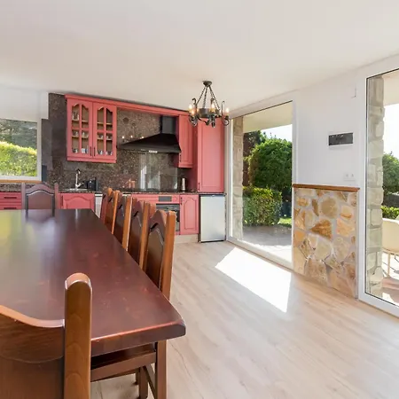 Casa Viero - Con Jardin & Piscina Carasa